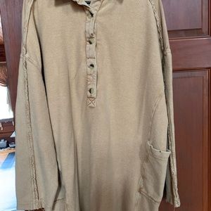 FREE PEOPLE TUNIC DISTRESSED 💛